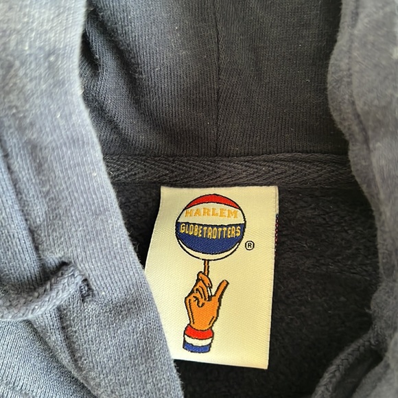 Harlem Globetrotters vintage look hoodie female small - Picture 3 of 3